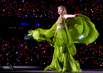 Una fan de Taylor Swift muere y alrededor de 1.000 se desmayan por el intenso calor durante su primer concierto en Brasil