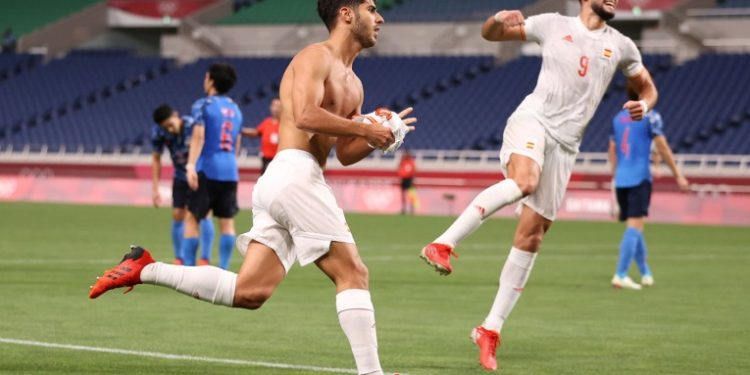 Una genialidad de Asensio permitirá a España luchar por el oro frente a Brasil