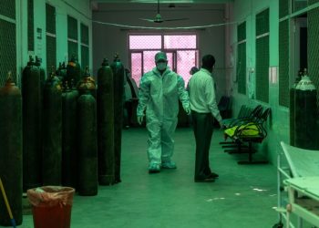 Una infección viral desconocida se cobra la vida de 68 personas en la India, la mayorí­a de ellas niños