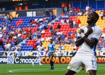 Una triunfal Panamá espera sorprender a la favorita México en la final