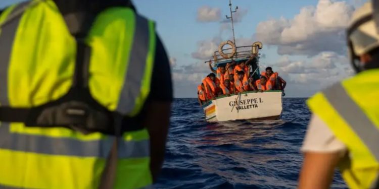 Unas 60 personas habrían muerto en naufragio en Mediterráneo