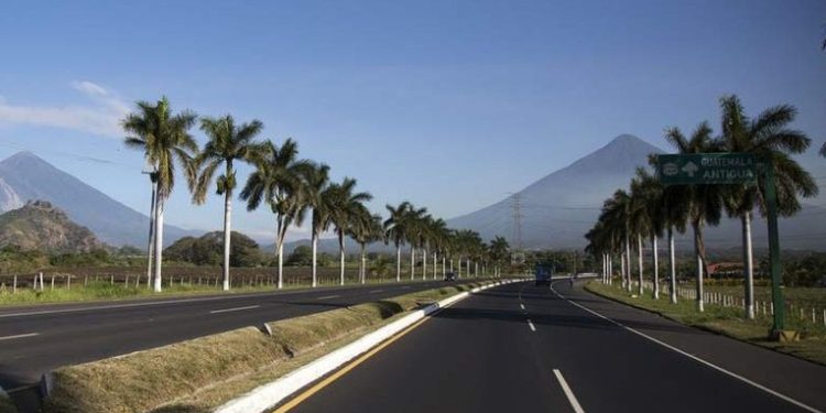 íšnicamente 3 departamentos del país han cumplido con el proceso para realizar obras de infraestructura