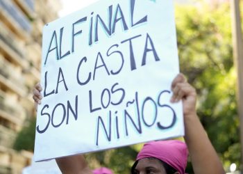 Unicef advierte que la pobreza infantil podría llegar al 70 % en Argentina