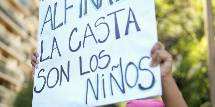 Unicef advierte que la pobreza infantil podría llegar al 70 % en Argentina