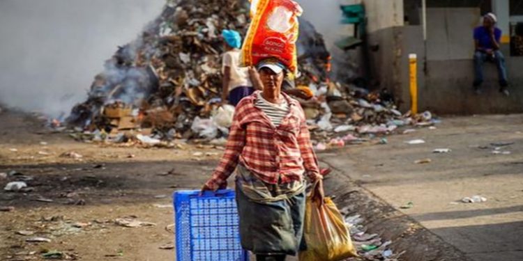 Unos 339 millones de personas necesitarán ayuda humanitaria en 2023