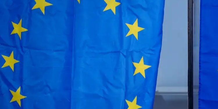 Unos 400.000 niños vivieron sin hogar en Europa en 2023