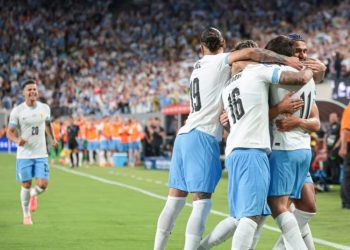Uruguay pasa a cuartos de final de Copa América con goleada a Bolivia