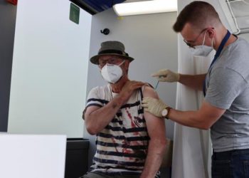 Vacunación ha evitado más de 38.000 muertes en Alemania