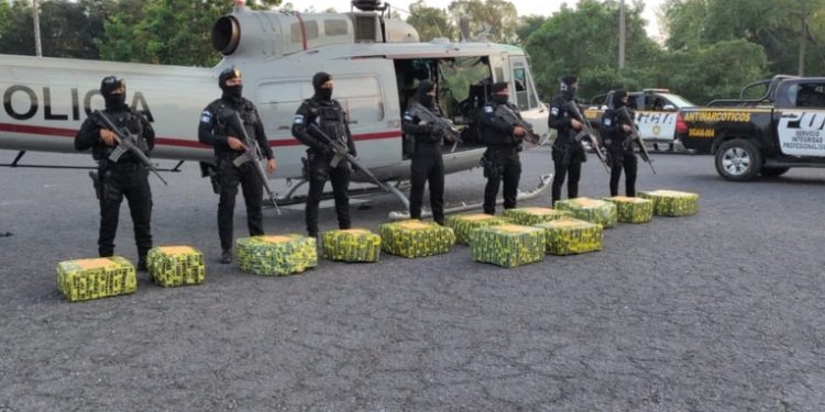 Valor de cargamento de cocaína incautada en Puerto Quetzal, Escuintla asciende a Q52 millones