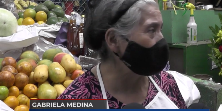 Vendedores de mercados reportan bajas en sus ventas