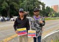 Venezolanos pasarán las fiesta navideñas pidiendo dinero en las calles de nuestro país