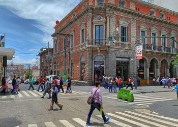 Venezolanos que no han logrado llegar a EEUU deambulan por las calles del Centro Histórico