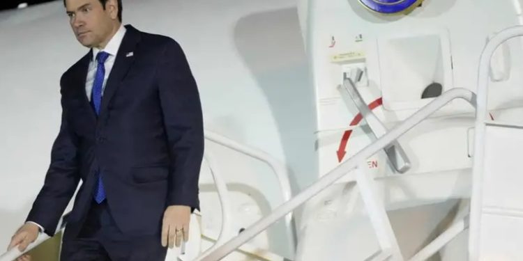 Venezuela acusa de 'robo descarado' de avión a EE. UU.