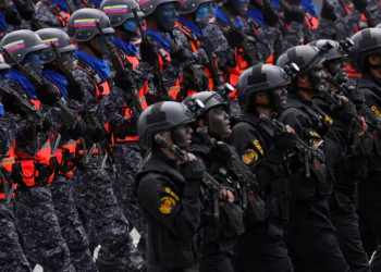 Venezuela anuncia cambios en los altos mandos militares