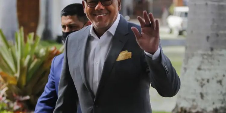 Venezuela consulta calendario electoral sin la oposición