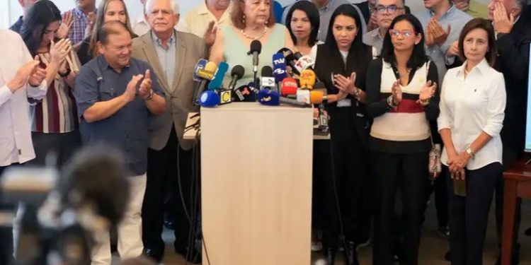 Venezuela: impiden inscripción de candidata opositora