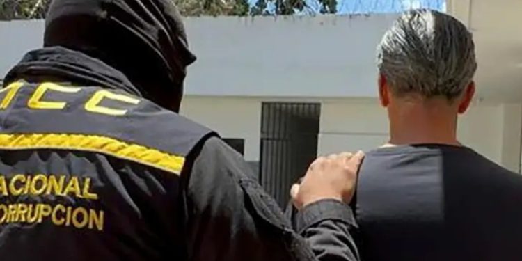 Venezuela ordena mantener detenido a Tareck El Aissami