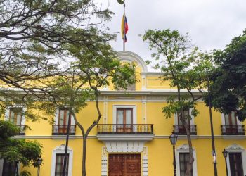 Venezuela rechaza intenciones de EE.UU. y Guyana de aumentar la presencia militar en la región