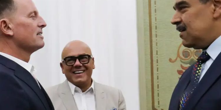Venezuela retomará los vuelos de repatriación desde EE.UU.