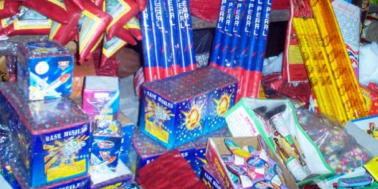 Venta de juegos pirotécnicos se encuentran bajas durante el mes de diciembre