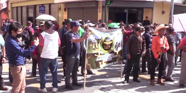 Veteranos militares continúan inconformes con aprobación de ley de compensación económica