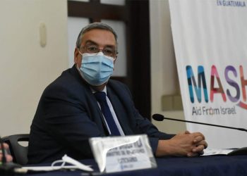 Viceministro de hospitales busca brindar información de pacientes