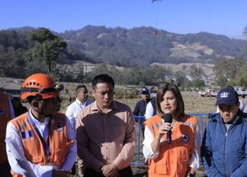 Vicepresidenta Karin Herrera dice que en el país hay 20 incendios forestales activos