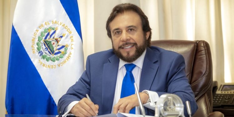 Vicepresidente de El Salvador defiende ley sobre medios: No es censura, es combatir actos delictivos