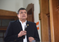 Vicepresidente solicita a Alejandro Giammattei presentar juntos la renuncia