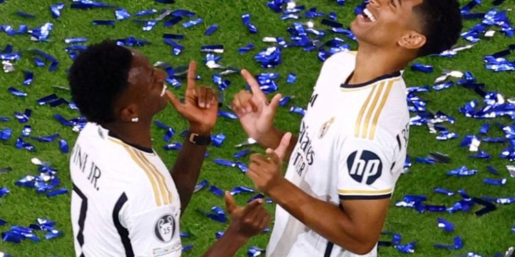 Vinicius Junior elegido mejor jugador de la temporada en la Champions y Bellingham, mejor joven