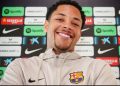 Vitor Roque se integra al club