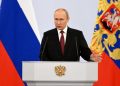 Vladimir Putin llama a Ucrania a poner fin a la guerra y volver a mesa de negociaciones