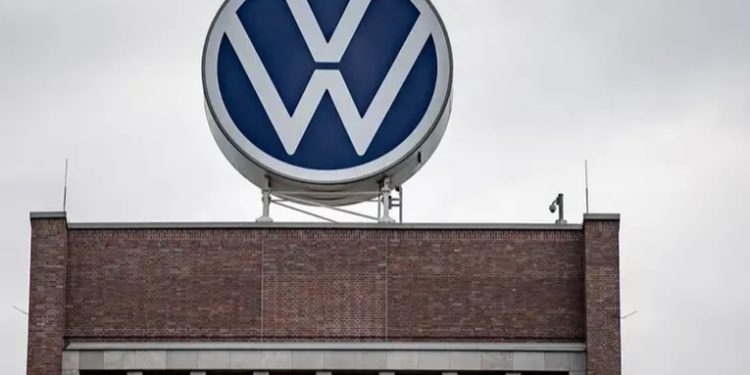 Vokswagen no descarta cerrar fábricas en Alemania