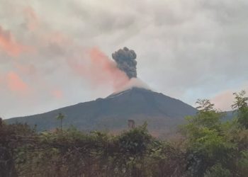 Volcán de Pacaya mantiene niveles altos en su actividad eruptiva