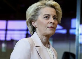 Von der Leyen reitera necesidad de invertir más en defensa