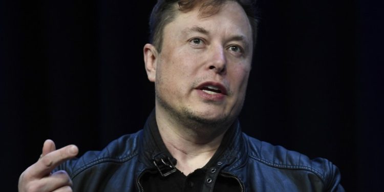 Voy a comprar Coca-Cola para volver a ponerle cocaí­na: Elon Musk bromea con la compra de más empresas en EE.UU.