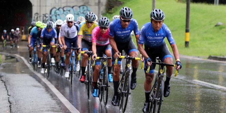 Vuelta a Colombia: Dupla guatemalteca logra una participación inédita