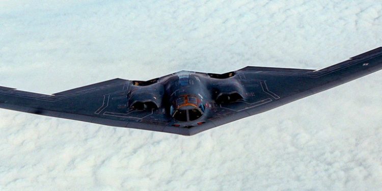 Washington debe estar preparado para conflictos simultáneos con Rusia y China, según informe del Congreso de EE.UU.