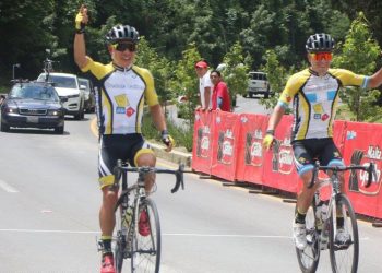 Escobar gana etapa y asume liderato general en el Tour por la Paz