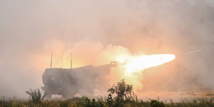WSJ: EE.UU. busca fabricar misiles a más de 15.000 kilómetros de distancia