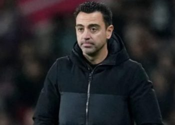 Xavi continuará en el Barça hasta 2025 tras la cumbre con Laporta y Deco