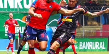 Xelajú MC se acerca al descenso tras perder ante Municipal