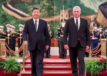 Xi Jinping se reúne en Pekín con el primer ministro de Cuba
