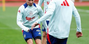 Yéremi Pino se une a la plaga de lesiones en la selección española