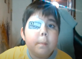 Youtube entrega el botón de diamante póstumo a la familia de Tomiii11, el niño chileno que falleció de un tumor cerebral.