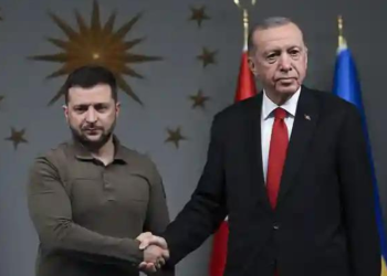 Zelenski: Turquía participará en reunión por la paz