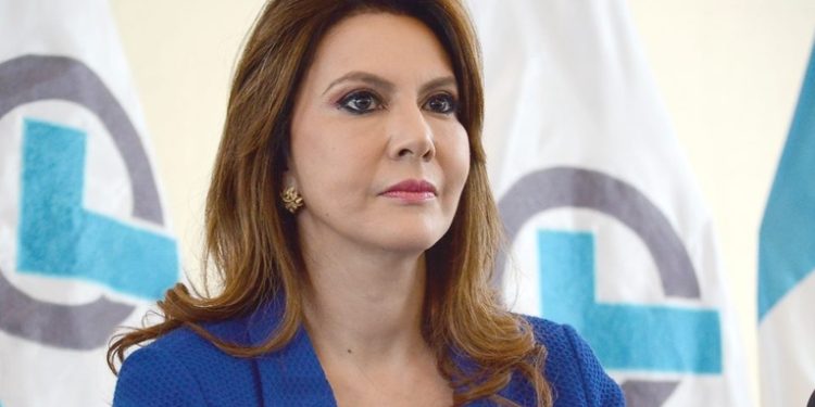 Zury Ríos expresa a través de redes sociales el haber sido víctima de discriminación