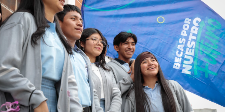 Becas Nuestro Futuro