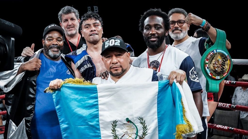 revancha Lester Martínez vs Christian Mbilli
