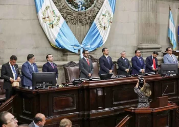 Refacción escolar garantizada